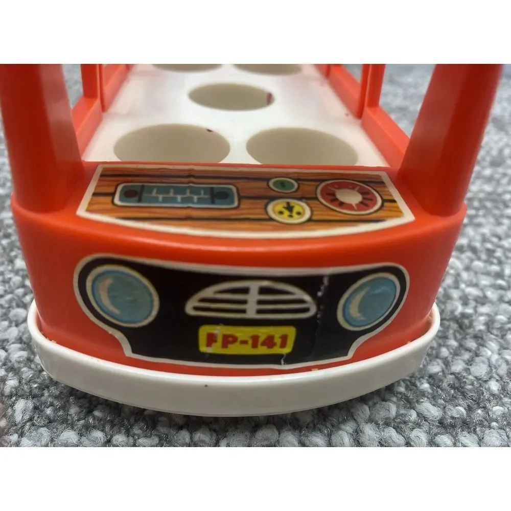 Fisher Price VTG‎ Mini Van Car With Family People Dog 1969 HG8